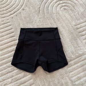 Lululemon black mini align shorts - 4